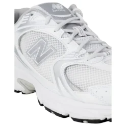 DAMES New Balance 530 Sneakers