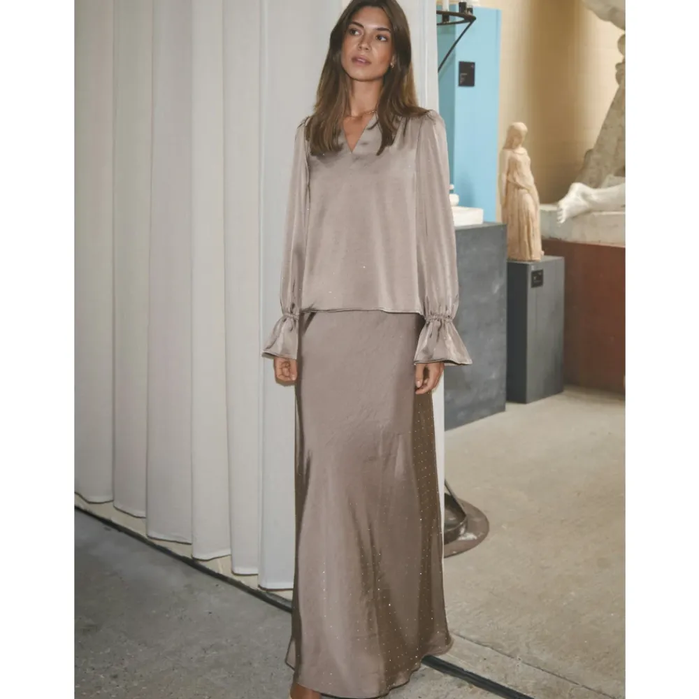 DAMES Neo Noir Amara Heavy Sateen Bedaz Blouse