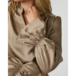 DAMES Neo Noir Amara Heavy Sateen Bedaz Blouse