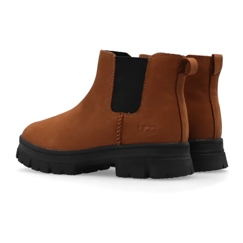 UGG Ashton Chelsea Boot