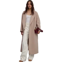 DAMES Estro Trenchcoats & Mantels^Wollen Mantel voor Vrouwen met Brede Kraag