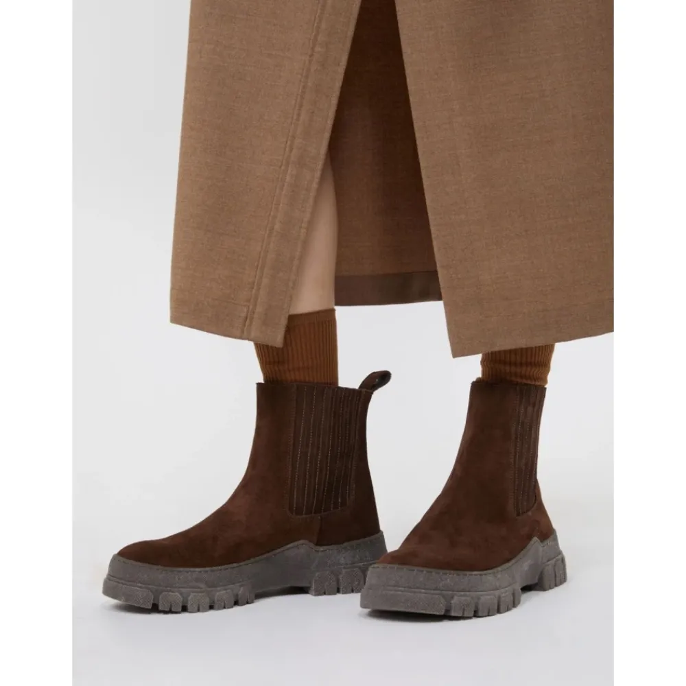 DAMES Weekend Max Mara Chelsea enkellaars met klassieke elastische inzetstukken