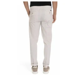 Heren Fay Chino