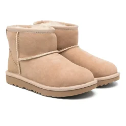 UGG Classic Mini II