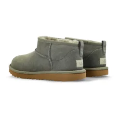 UGG Classic Ultra Mini Snowboots