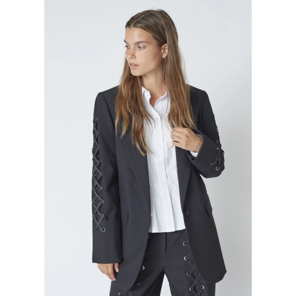 DAMES Co'Couture Eyelet Blazer in