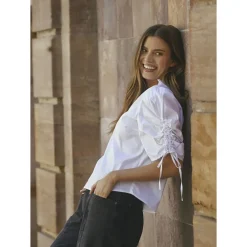 DAMES Co'Couture Eyelet Wide Leg Jeans in