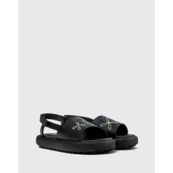Camper Geborduurde leren sandalen