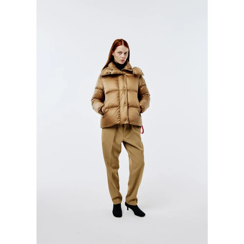 DAMES Afterlabel Glanzende Nylon Kipnuk Pufferjas