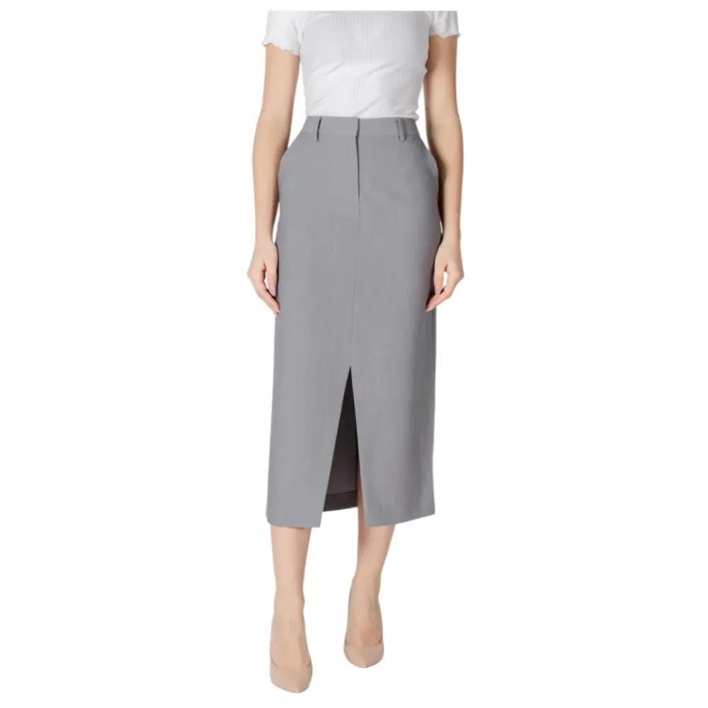 DAMES ICHI Rokken^Ihsarla Sk