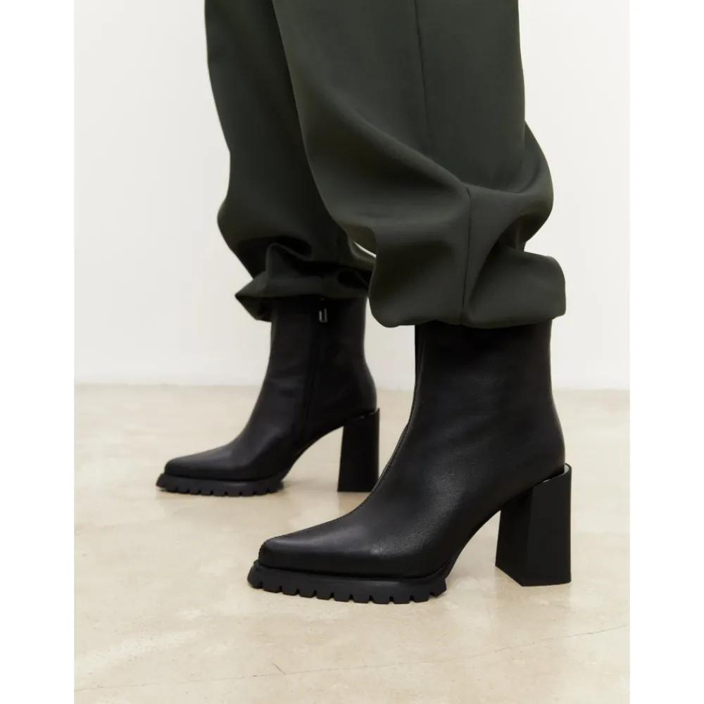 DAMES Cesare Gaspari Enkellaarsjes^Klassieke enkellaarzen -