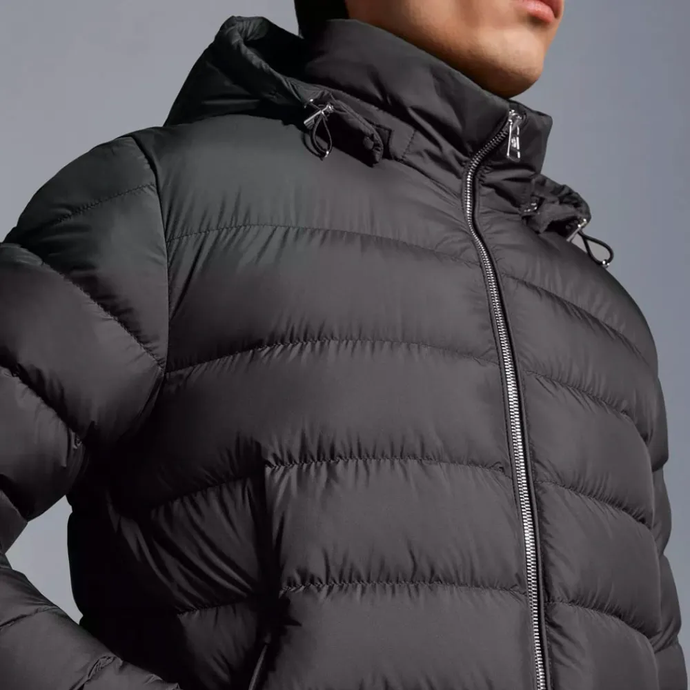 Heren Moncler Korte Donsjas met Capuchon