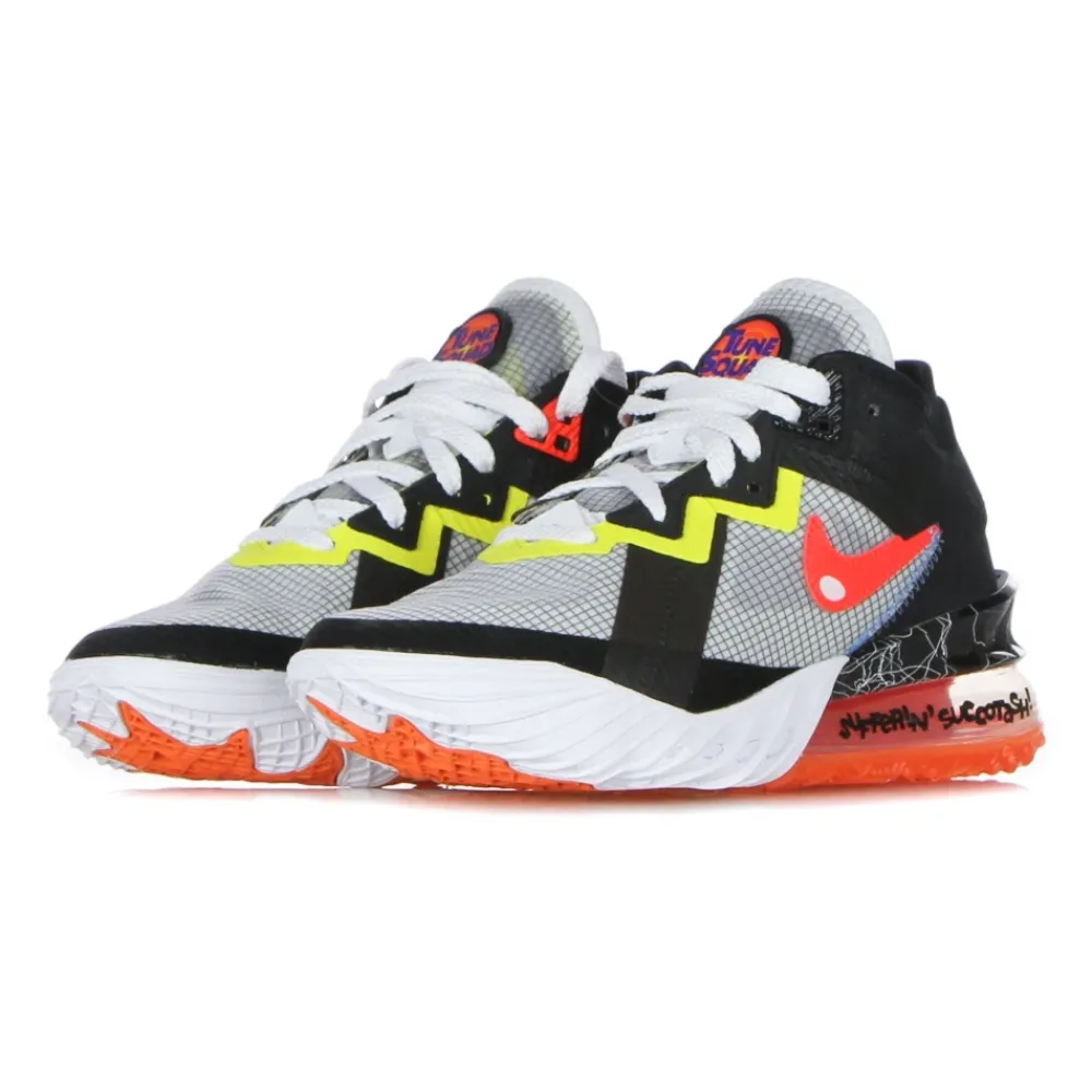 Nike Lebron XVIII Low Basketbalschoen