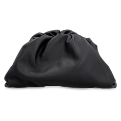 DAMES Bottega Veneta Clutches^Leren Clutch met Drukknoopsluiting