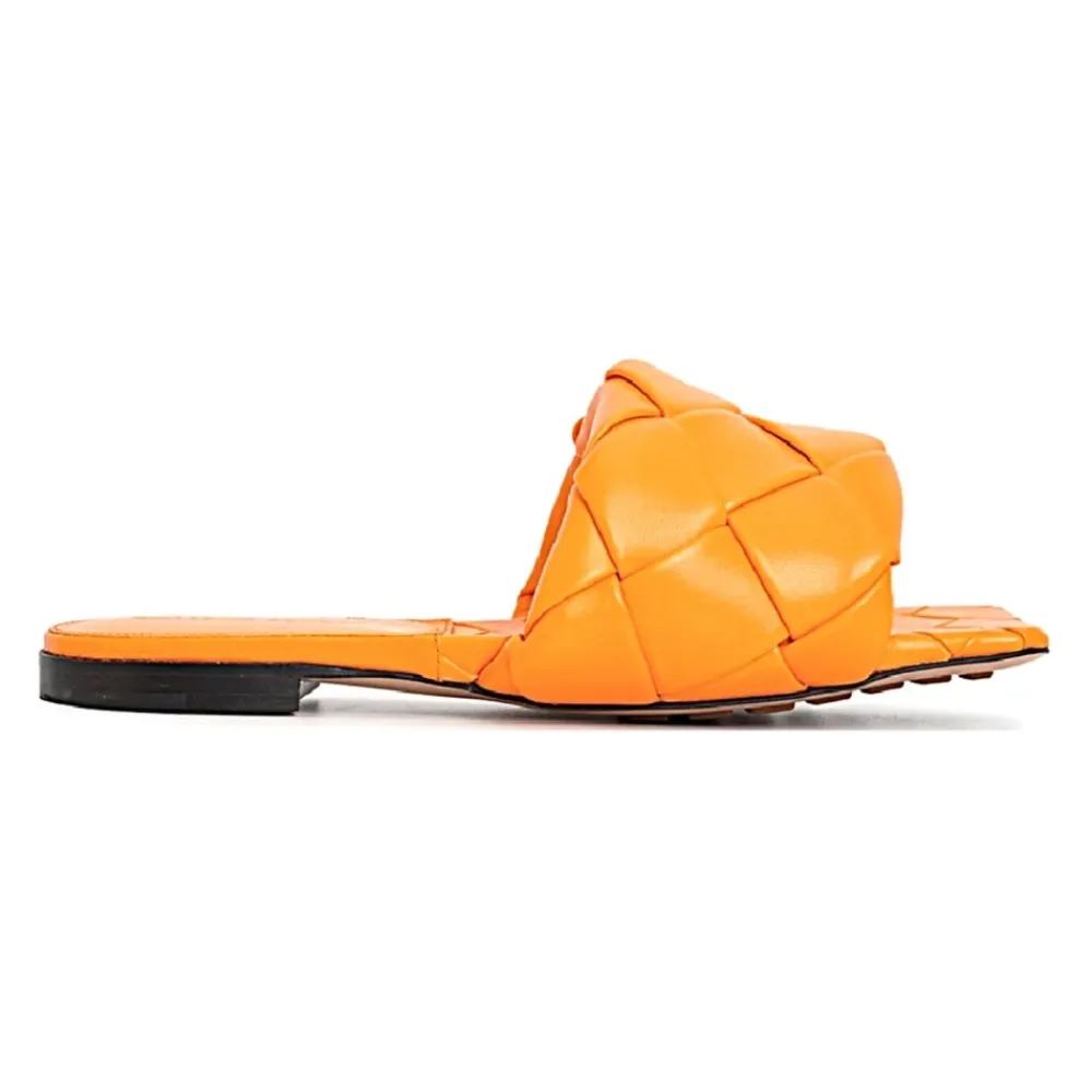 DAMES Bottega Veneta Lido Flat Sandal