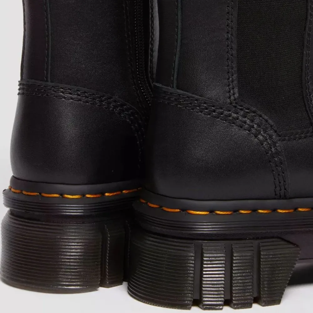 DAMES Dr. Martens Chelseaboots^Opvallende Chelsea Boots