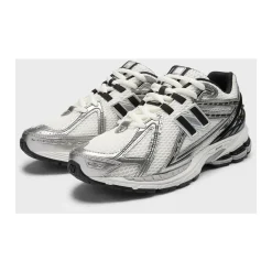 DAMES New Balance 1906R Sneakers