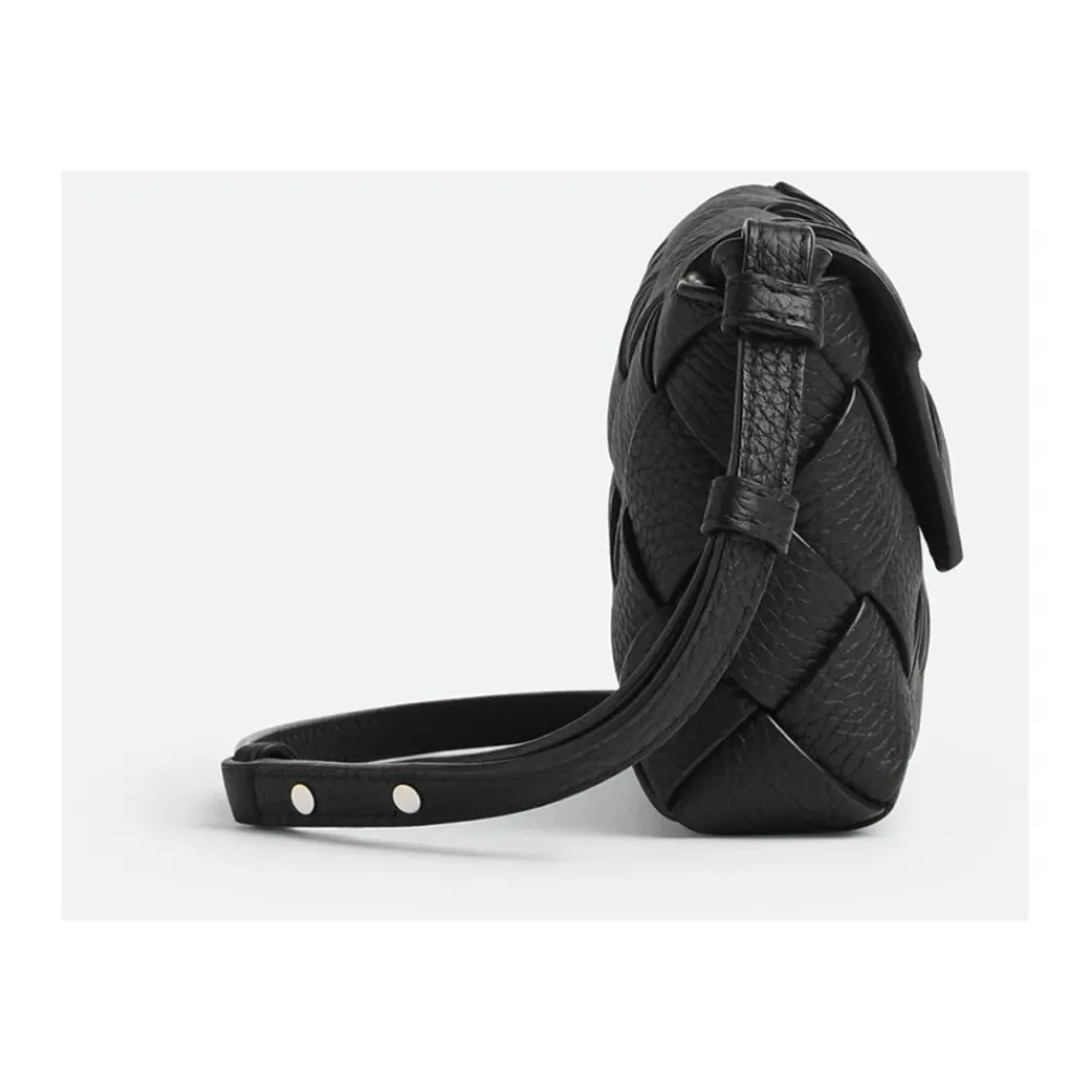 Heren Bottega Veneta Schoudertas van geweven leer