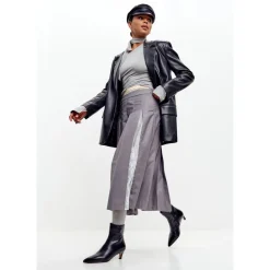 DAMES Cesare Gaspari Enkellaarsjes^Sleek Puntige Enkellaars met Kittenhak