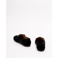 DAMES Tod's Loafers^Stijlvolle leren loafers voor dames