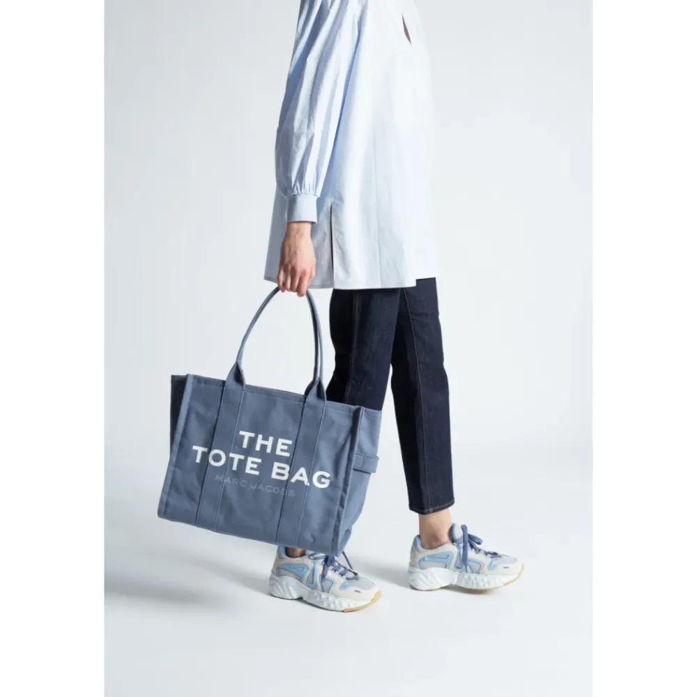 DAMES Marc Jacobs The Traveler Grote Schoudertas