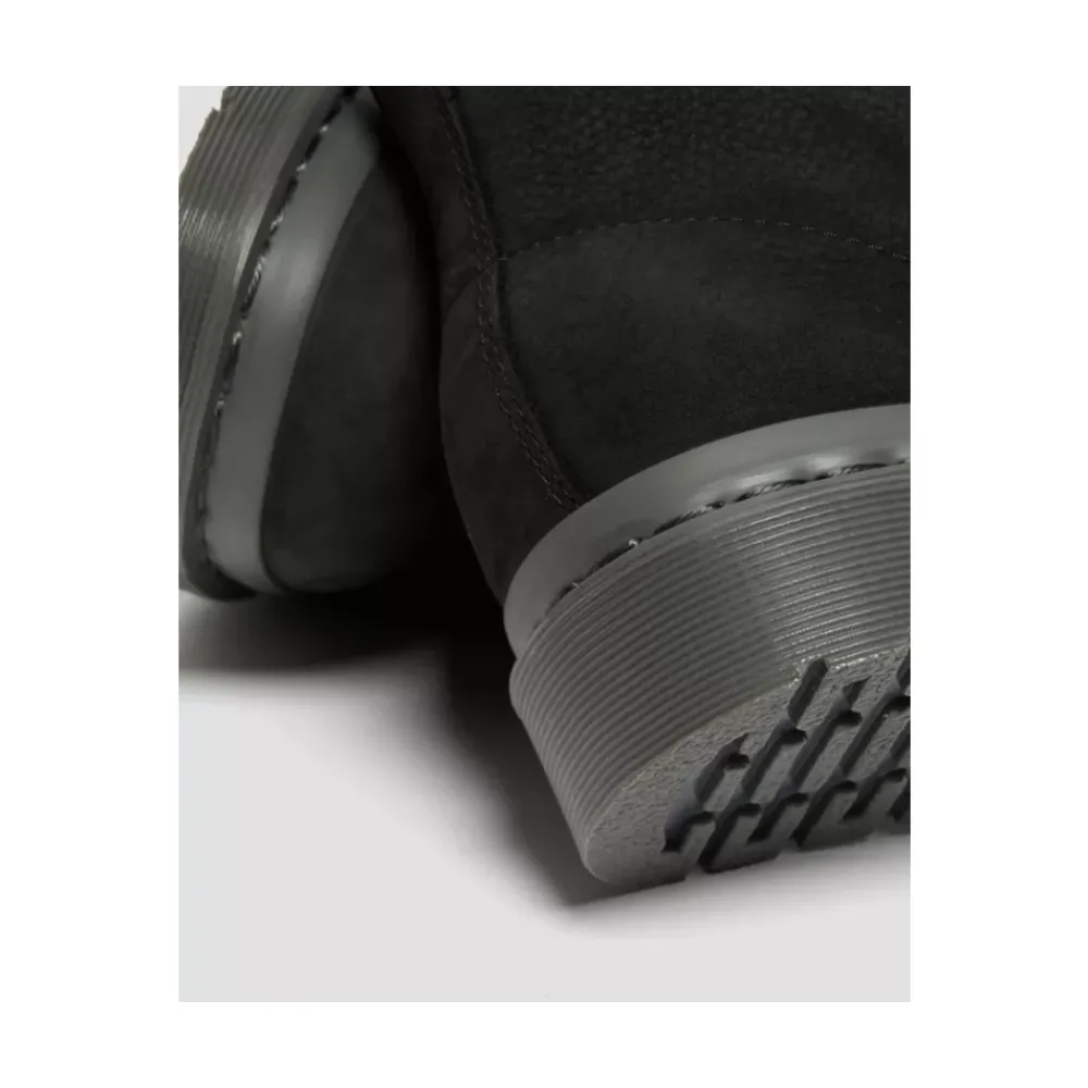 Heren Dr. Martens Waterdichte Nubuck Laarzen met Freesbewerking