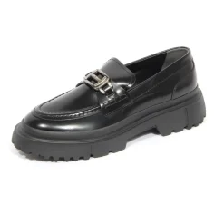 DAMES Hogan e Loafers met Kleine Ketting