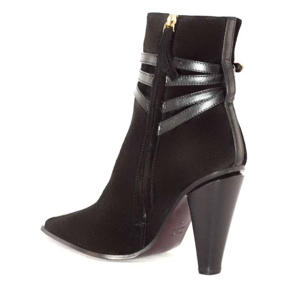 DAMES Roberto Festa e Suède Dina Enkellaarzen